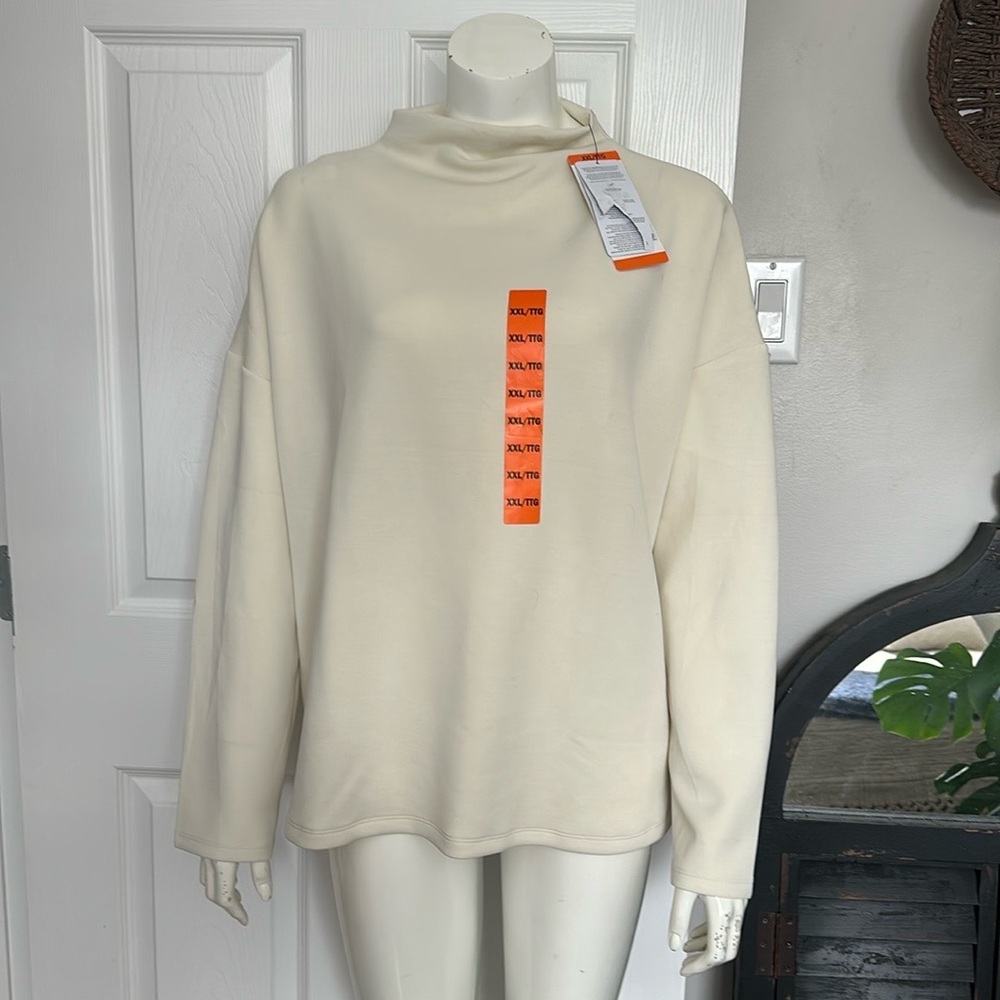 Up sweat shirt white crew neck brand new with tags XXL